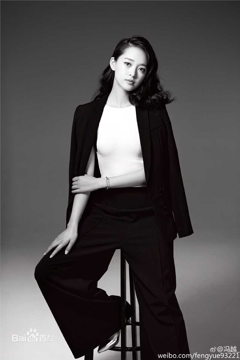 冯越帅气黑白性感图片图集
