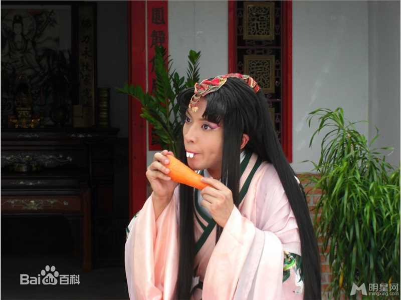 高清陈威翰(Daniel)在《兔儿神弄姻缘》兔儿神中的图集