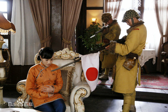 李依伊《二炮手》高清剧照