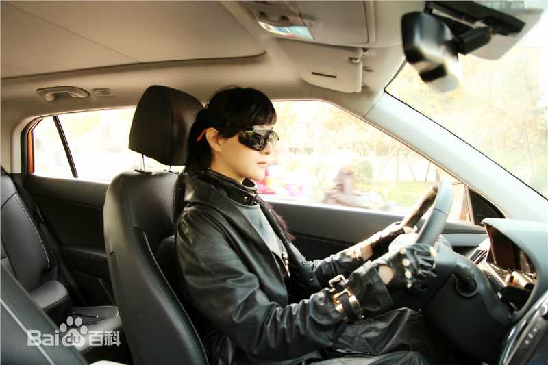 李依伊《月梦奇缘》高清剧照