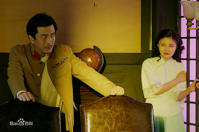 陶为(TAOWEI)在之央视谍战悬疑剧《愤怒摄影师》中的