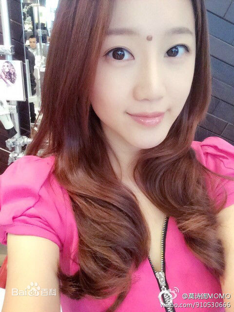 莫诗旎生活照图册