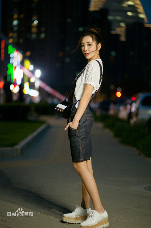 杜若溪(sunny)时尚街拍照前后照片