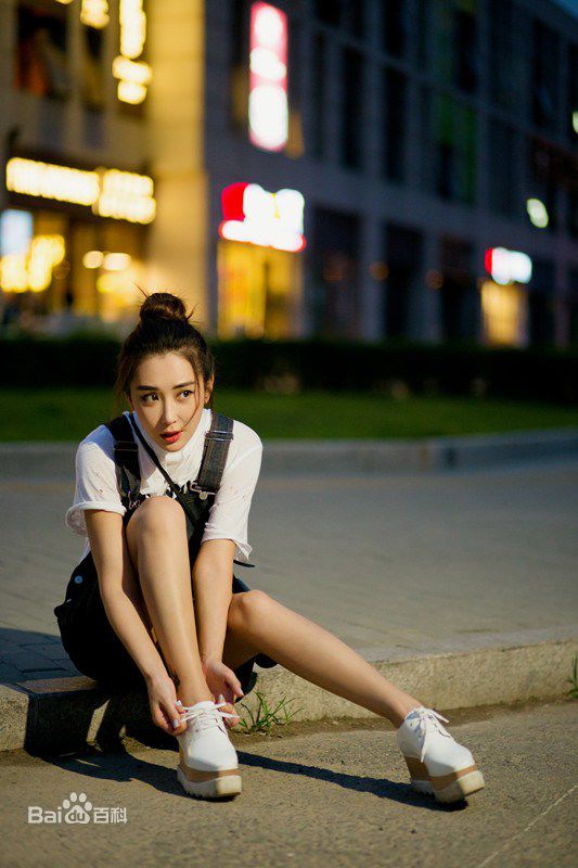 杜若溪(sunny)时尚街拍照前后照片