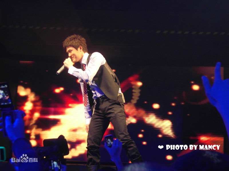 吴克群(Kenji Wu)活动图片素颜照相册