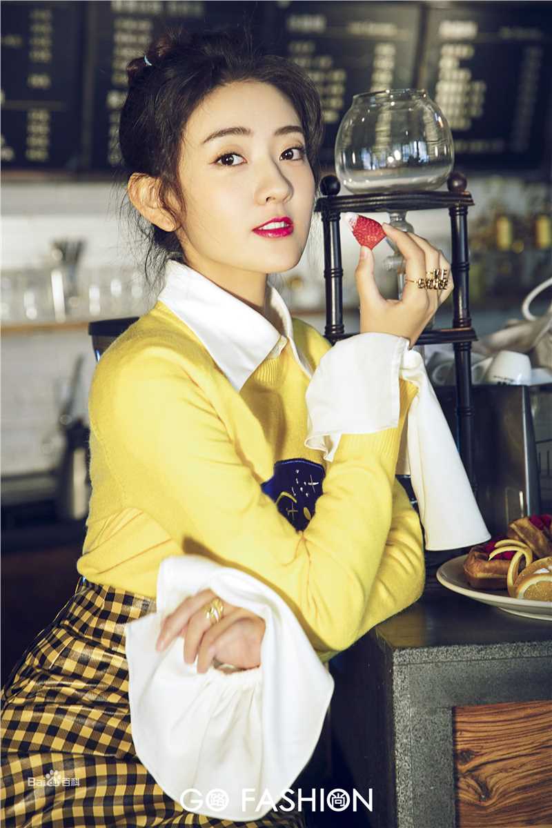 梁洁Go Fashion生活照相册