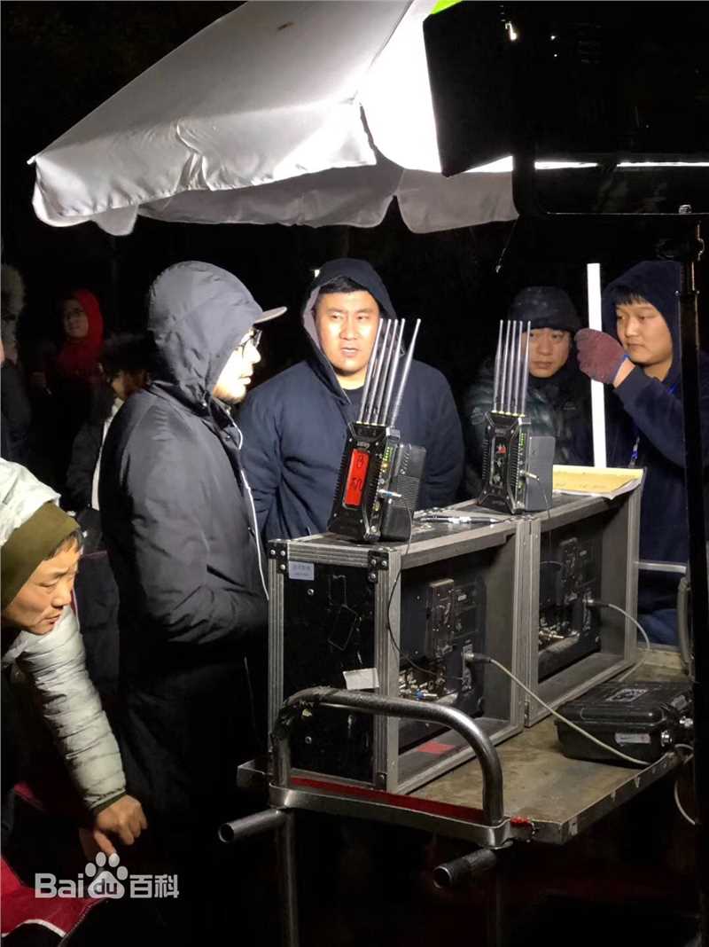 十木吉(lifes lee)工作照性感图片图集