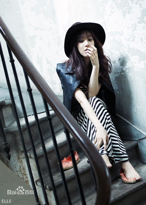 郑丽媛(,Jung Ryeo Won)最优质照片相册