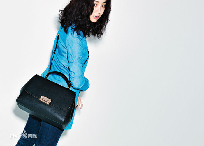 郑丽媛(,Jung Ryeo Won)最优质照片相册