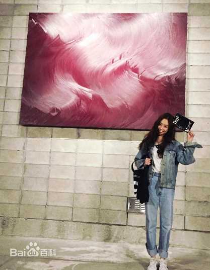 郑丽媛(,Jung Ryeo Won)最优质照片相册