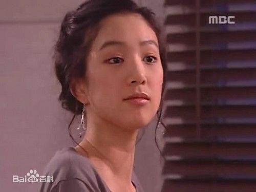 郑丽媛(,Jung Ryeo Won)《我叫金三顺》最新剧照