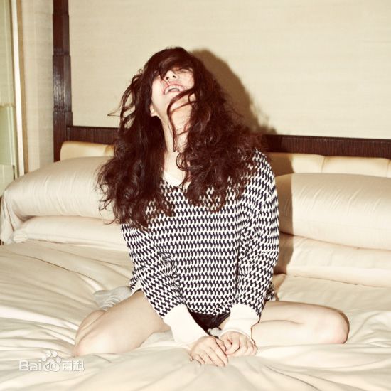 郑丽媛(,Jung Ryeo Won)2013合作服装品牌麦格画报性感图片图集