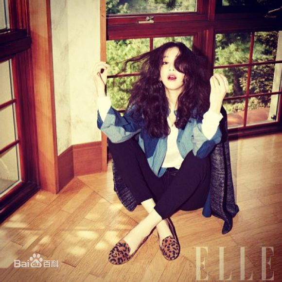 郑丽媛(,Jung Ryeo Won)2013合作服装品牌麦格画报性感图片图集