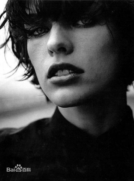 最全米拉·乔沃维奇(Milla Jovovich)精彩图册1
