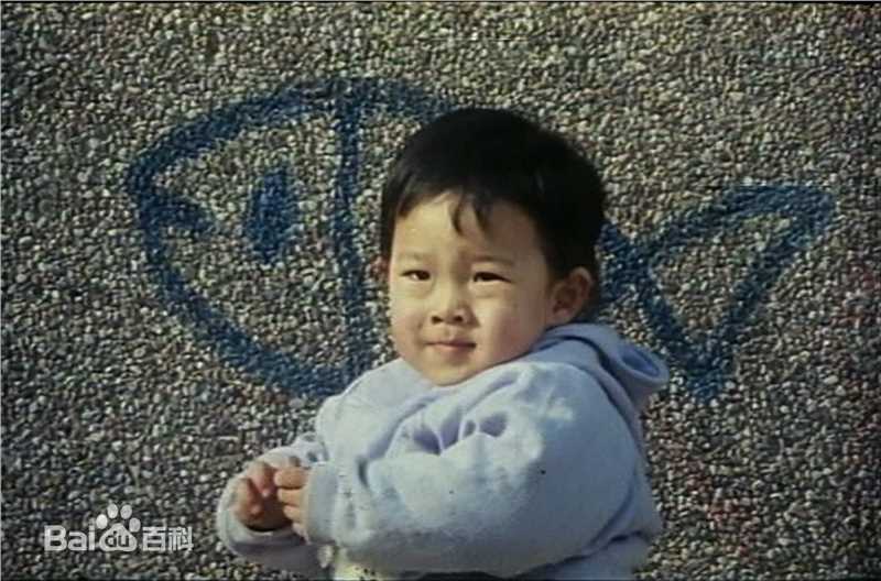 张博宇(Zhang Boyu)儿时照前后照片