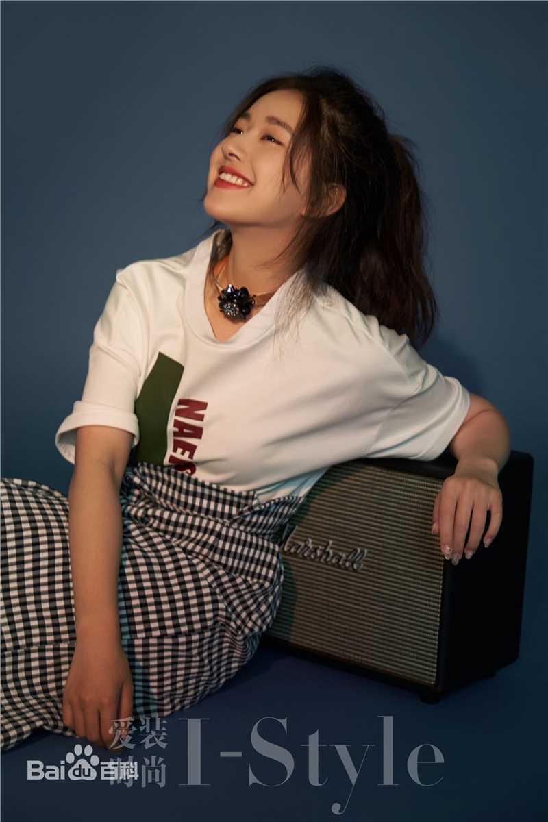 赵露思InStyle优家画报壁纸壁纸