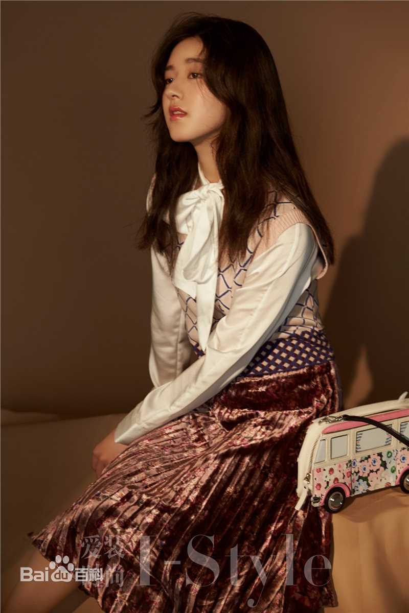 赵露思InStyle优家画报壁纸壁纸