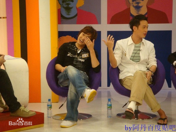 阿丹出席活动生活照相册