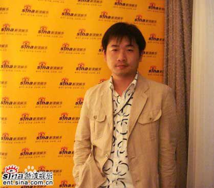 高清卫铁性感图片