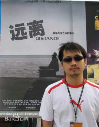 高清卫铁性感图片