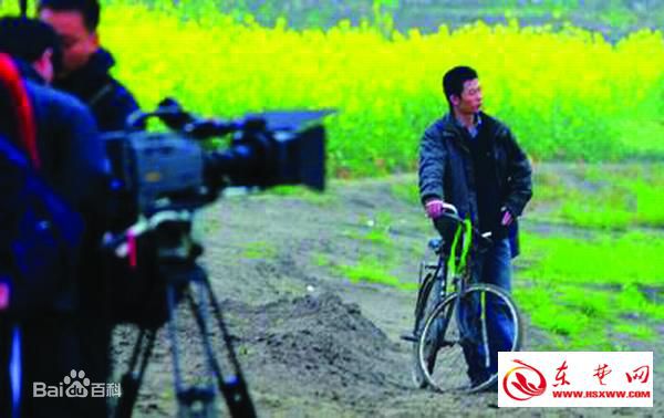 高清卫铁性感图片