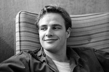 最新马龙·白兰度(Marlon Brando)性感图片