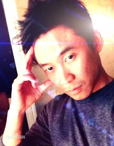 温子仁(James Wan)幕后+宣传素颜照壁纸