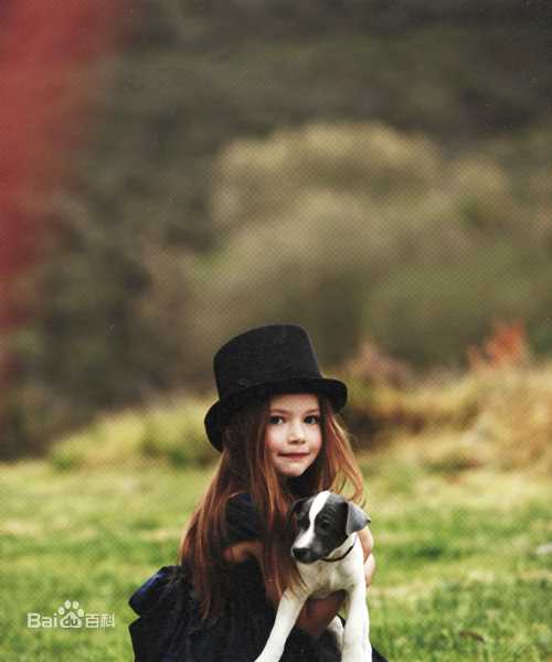 麦肯基·弗依(MackenzieFoy)Kenzie生活照相册