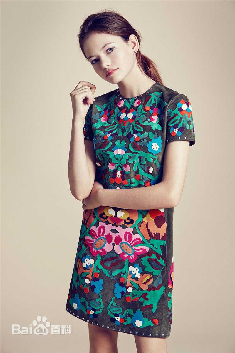 麦肯基·弗依(MackenzieFoy)Kenzie生活照相册