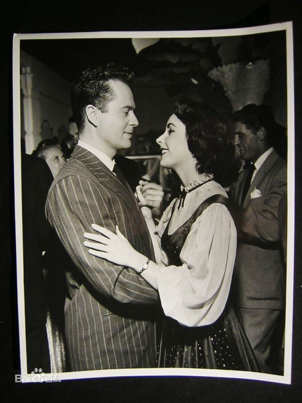 最全伊丽莎白·泰勒(Elizabeth Taylor)精彩图册