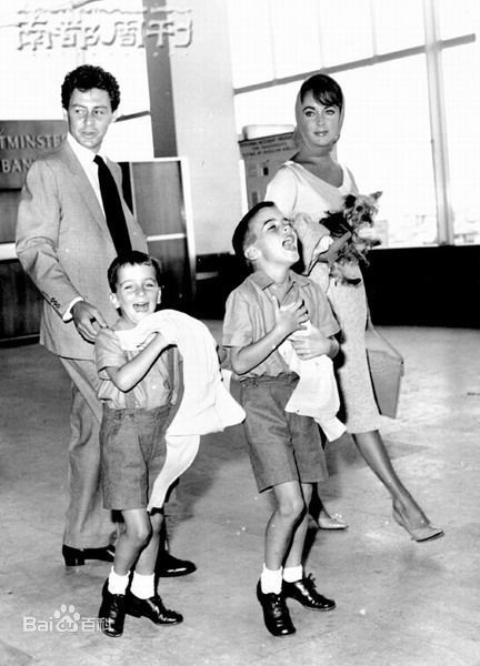 最全伊丽莎白·泰勒(Elizabeth Taylor)精彩图册