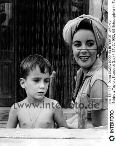 最全伊丽莎白·泰勒(Elizabeth Taylor)精彩图册
