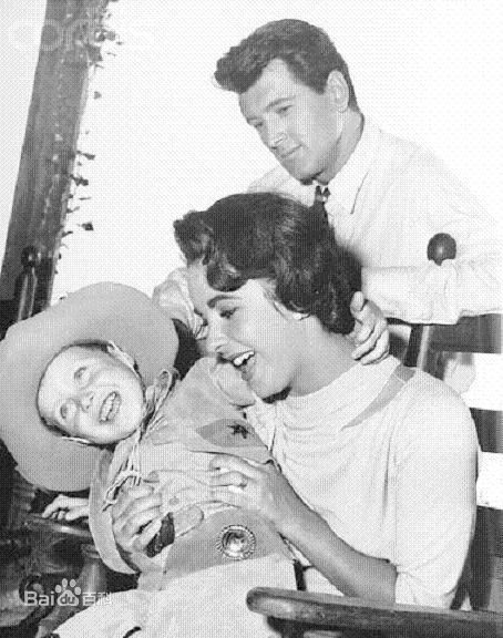 最全伊丽莎白·泰勒(Elizabeth Taylor)精彩图册