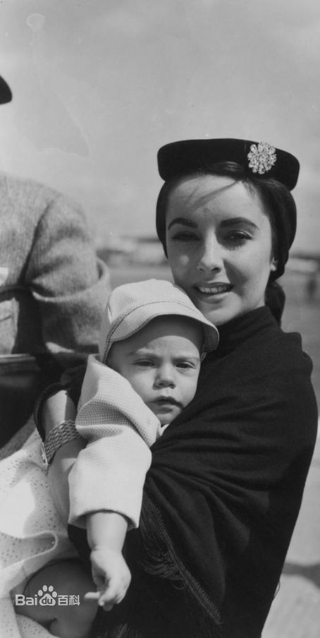 最全伊丽莎白·泰勒(Elizabeth Taylor)精彩图册