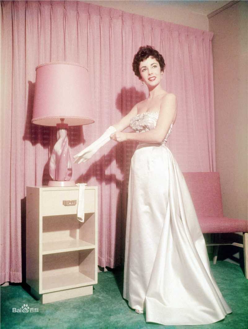 最全伊丽莎白·泰勒(Elizabeth Taylor)精彩图册1