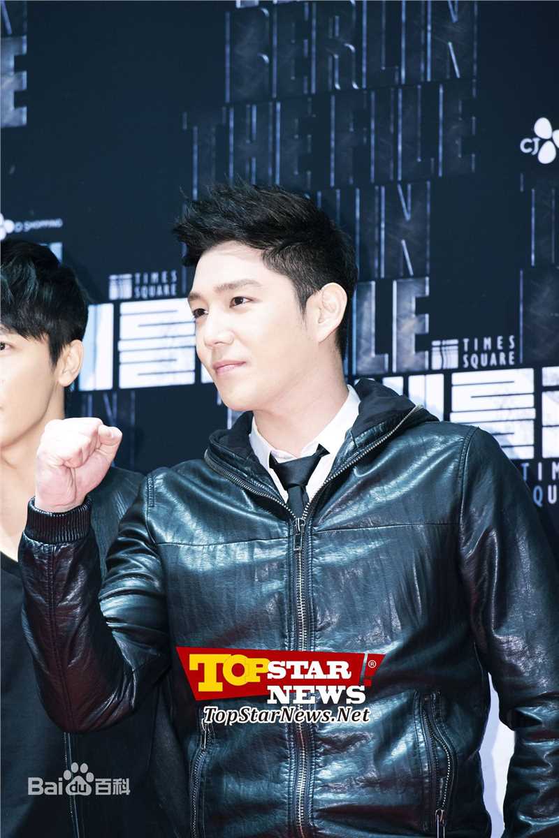 金永云、强仁(/Kim Young Woon、 /Kang In)强仁参加演出活动生活照相册