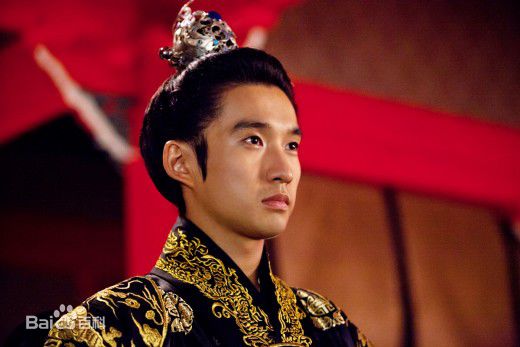 柳德焕(<em> </em>)《桃树》精选海报图册