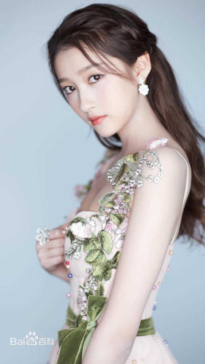 关晓彤(Guan Xiaotong)概述图册素颜照相册