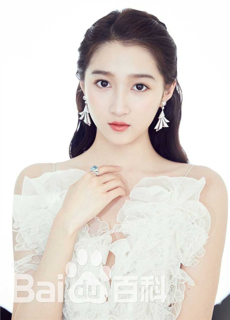 关晓彤(Guan Xiaotong)概述图册素颜照相册