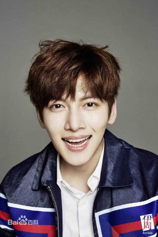 池昌旭(Ji Chang Wook、チ チャンウク)最优质杂志《伊周》相册