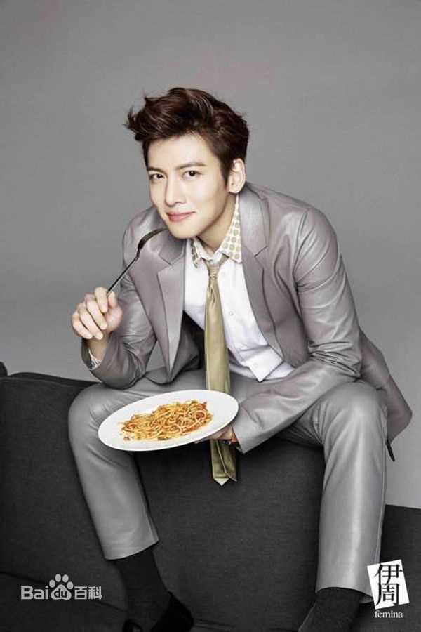 池昌旭(Ji Chang Wook、チ チャンウク)最优质杂志《伊周》相册