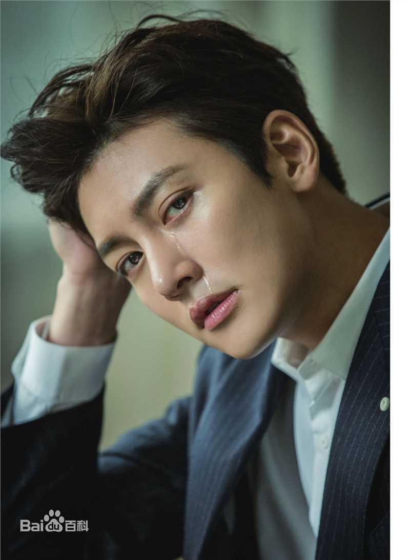 池昌旭(Ji Chang Wook、チ チャンウク)杂志《韩流ぴあ》2017年1月号