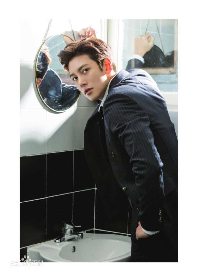 池昌旭(Ji Chang Wook、チ チャンウク)杂志《韩流ぴあ》2017年1月号