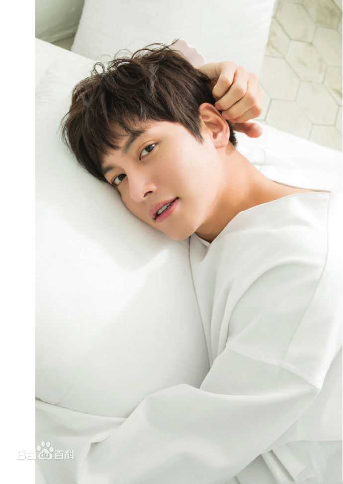 池昌旭(Ji Chang Wook、チ チャンウク)杂志《韩流ぴあ》2017年1月号