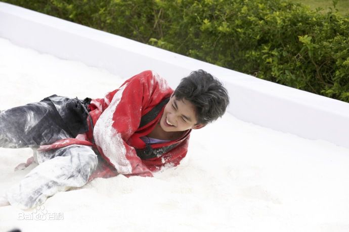 吴磊(Leo)二十四小时壁纸壁纸