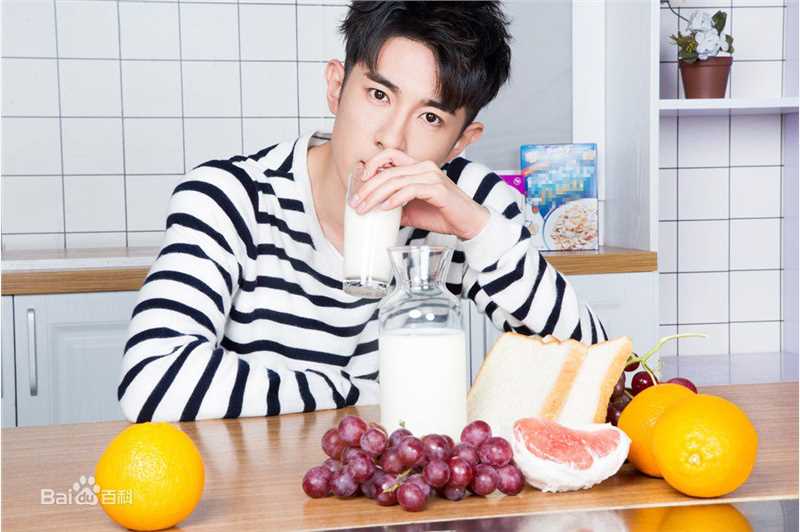 高清季肖冰图片