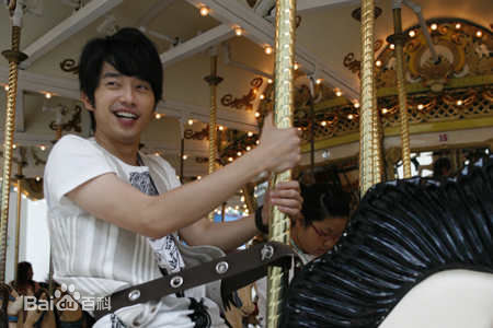 张栋梁(Nicholas Teo)2010年《爱在首尔》高清剧照