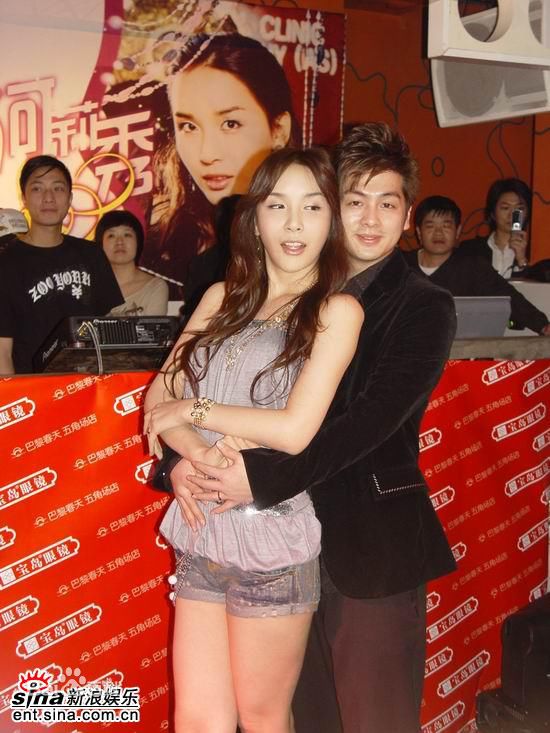 河莉秀(Harisu / )活动照素颜照相册