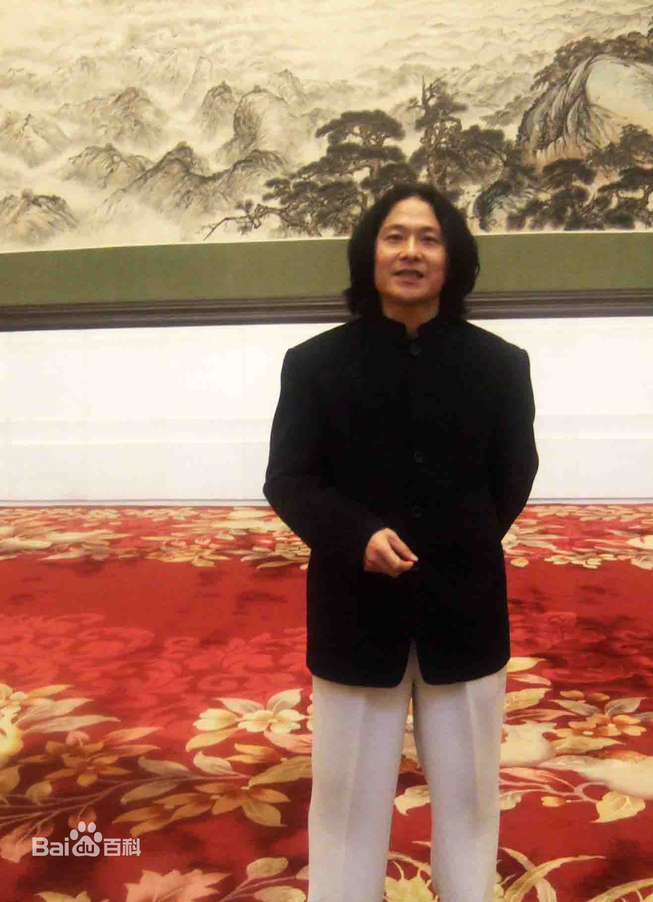 彭宇画家素颜照壁纸