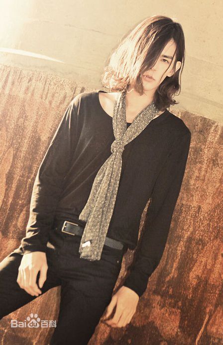 李贤宰(LEE HYUNJAE)2011 Red Homme 模特时期图册